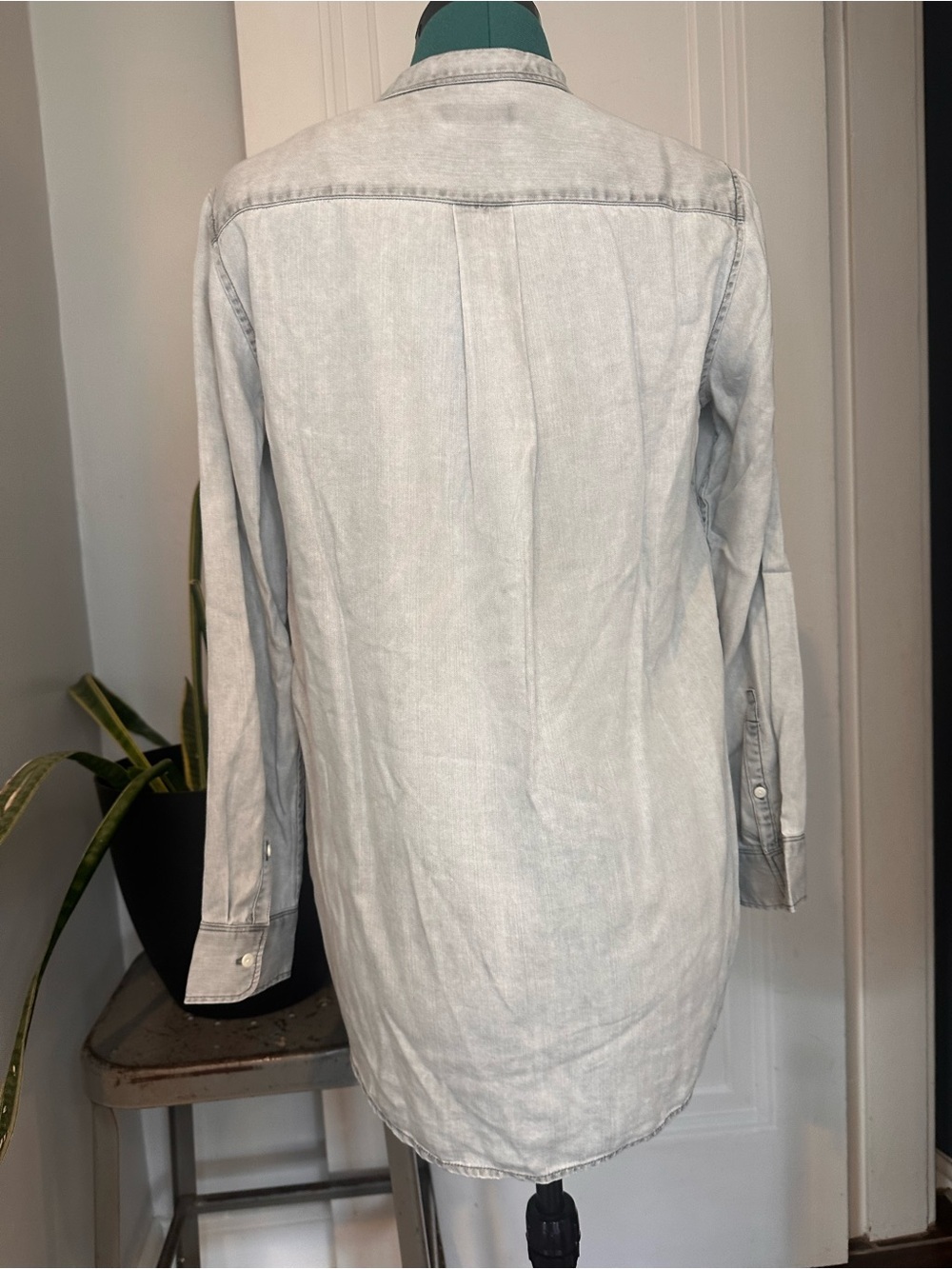 GAP Light black “Denim” (tencel) tunic Shirt - Picture 2 of 9